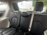 Used 2020 Chrysler Pacifica Touring-L image 2