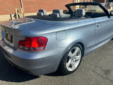 Used 2010 BMW 135i Convertible image 2