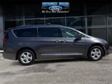 Used 2017 Chrysler Pacifica Touring-L Plus w/ Advanced Safetytec Group image 6