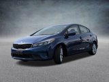 Used 2017 Kia Forte S image 2