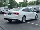 Used 2017 Chevrolet Malibu LT image 2