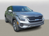 Used 2023 Kia Seltos LX image 2