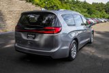Used 2021 Chrysler Pacifica Touring-L image 4
