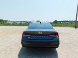 New 2025 Hyundai Elantra SE image 6