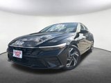 Used 2025 Hyundai Elantra SEL image 1