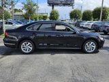 Used 2018 Volkswagen Passat 2.0T SE image 3