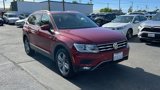 Used 2021 Volkswagen Tiguan SEL image 2