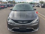 Used 2019 Chrysler Pacifica Touring-L image 2