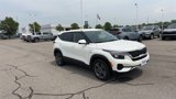 Used 2023 Kia Seltos LX image 2