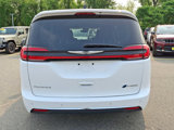 Certified 2023 Chrysler Pacifica Touring-L image 5