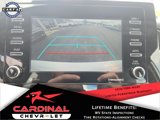 Used 2021 Toyota Camry SE image 3