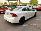 Used 2015 Volvo S60 T5 Premier image 4