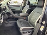 New 2025 Volkswagen Atlas Peak Edition SE image 4