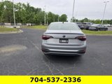 Used 2024 Volkswagen Jetta SE image 4