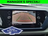 Used 2022 Volkswagen Taos SE image 2