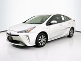 Used 2019 Toyota Prius LE image 3