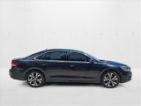 Used 2022 Volkswagen Passat 2.0T SE image 4