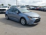 Used 2021 Toyota Corolla LE image 3