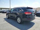 Used 2018 Kia Sorento LX image 4