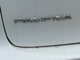Used 2017 Chrysler Pacifica Touring image 3
