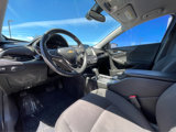Used 2017 Chevrolet Malibu LT image 2