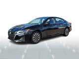 Used 2023 Nissan Altima 2.5 SV image 2
