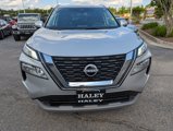 Used 2022 Nissan Rogue SV w/ SV Premium Package image 3