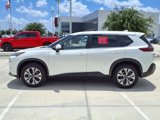 Used 2023 Nissan Rogue SV image 4