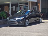 Used 2017 Toyota Camry LE image 4