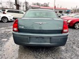 Used 2005 Chrysler 300 image 5