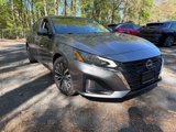 Used 2023 Nissan Altima 2.5 SV image 3