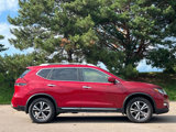 Used 2017 Nissan Rogue SL image 2