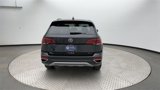 Certified 2024 Volkswagen Taos SE image 3