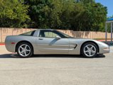 Used 2000 Chevrolet Corvette Coupe image 3