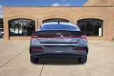 New 2025 Hyundai Elantra SEL image 4