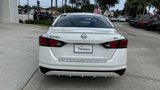 Used 2023 Nissan Altima 2.5 SV image 3