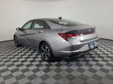 Used 2023 Hyundai Elantra SEL w/ Convenience Package image 5