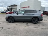 New 2024 Volkswagen Tiguan SE image 2
