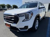Used 2024 GMC Terrain SLE image 3