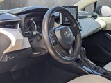 Used 2020 Toyota Corolla LE image 2