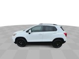 Used 2022 Chevrolet Trax LT w/ Premium Seat Package image 3