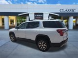 Used 2023 GMC Acadia SLT image 6