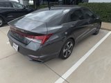 Used 2021 Hyundai Elantra SEL w/ Convenience + Premium Package image 2