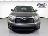 Used 2015 Toyota Highlander XLE image 2