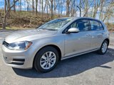 Used 2016 Volkswagen Golf S image 3