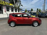 Used 2025 Kia Soul LX w/ LX Technology Package image 3