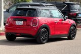Used 2021 MINI Cooper 2-Door Hardtop image 4