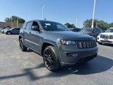 Used 2018 Jeep Grand Cherokee Altitude image 4