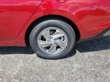 New 2025 Hyundai Elantra SE image 4