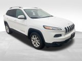 Used 2018 Jeep Cherokee Latitude Plus w/ Cold Weather Group image 3